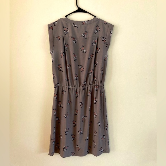 LOFT Midi Dress Warm Gray floral Size Small - Picture 2 of 3